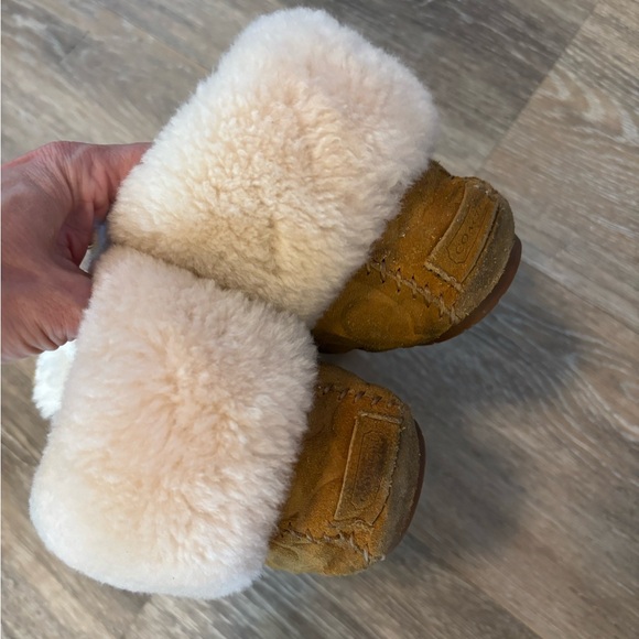 Cozy Coach Cathee Shearling-Lined Moccasins Boots Sz 8.5 B - Picture 7 of 12